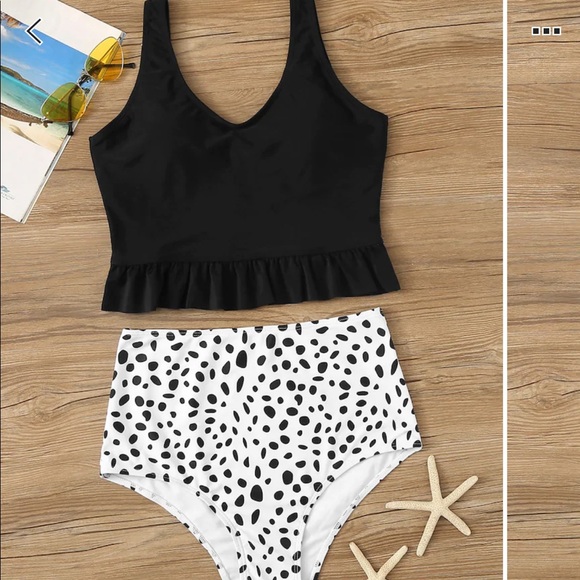 Swim suit - Picture 1 of 1